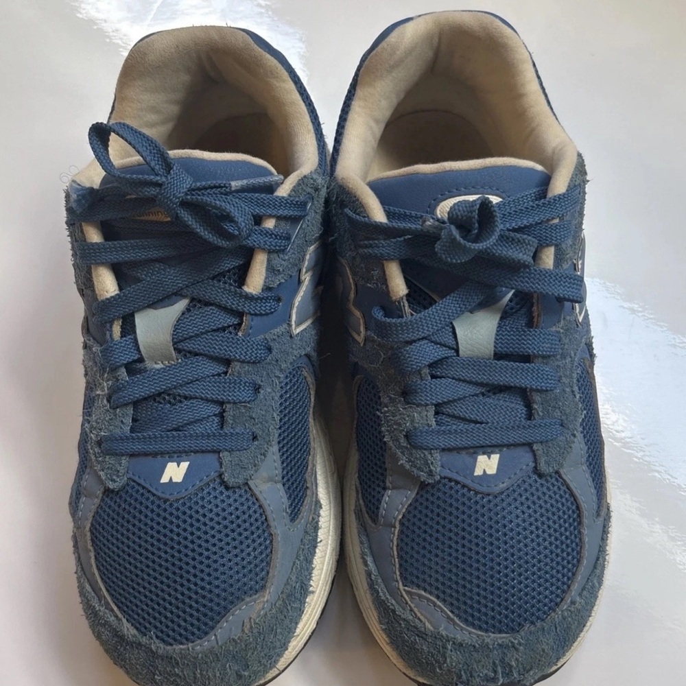 New Balance 2002R Agate/Heron Running Shoes Boys Youth SZ 5.5Y Sneakers NO BOX